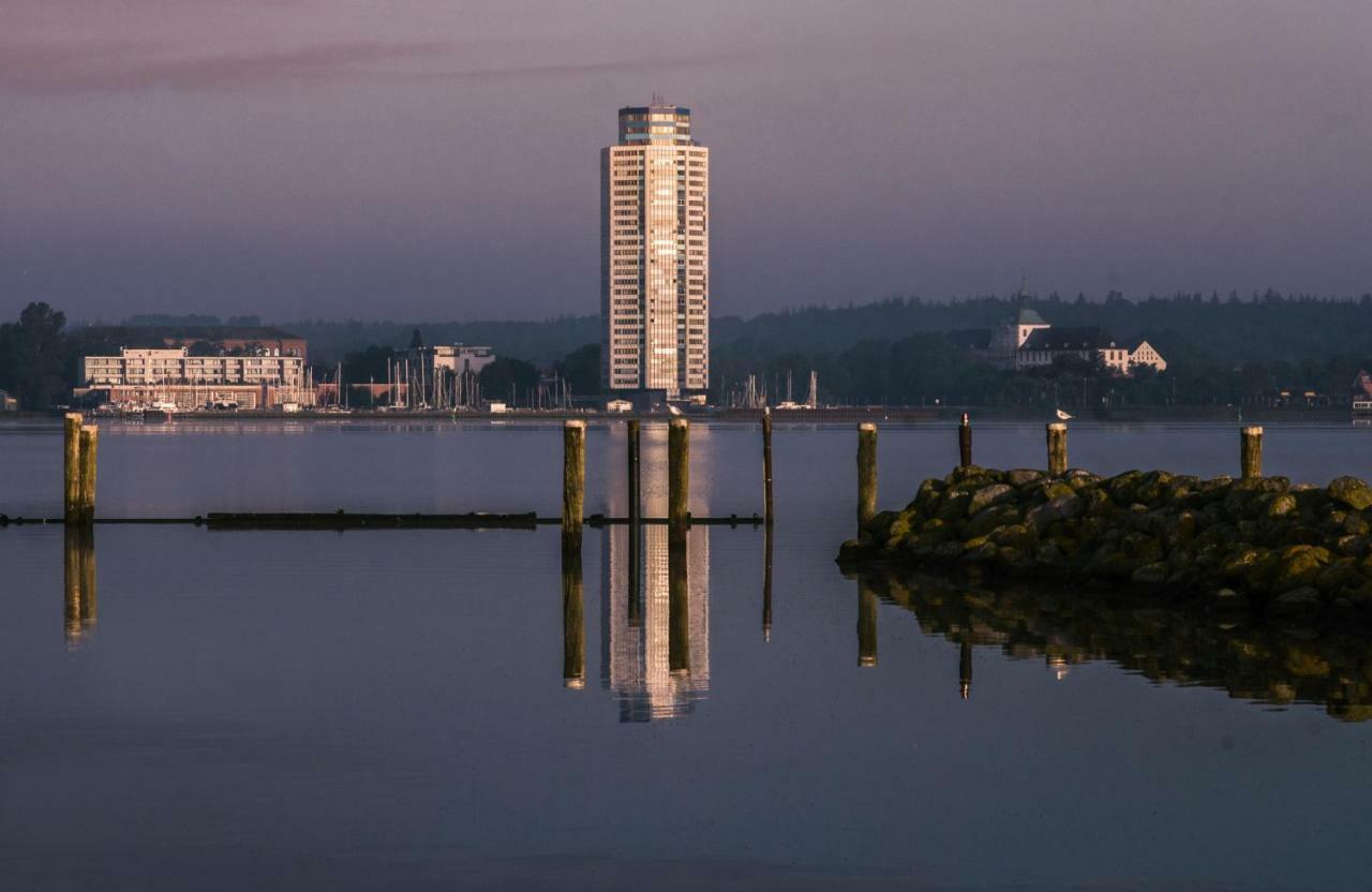 Im Wikingturm Mit Blick Auf Schlei - Willkommen In Schleswig! Schleswig